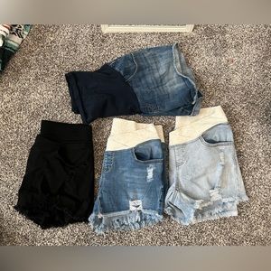 Maternity shorts